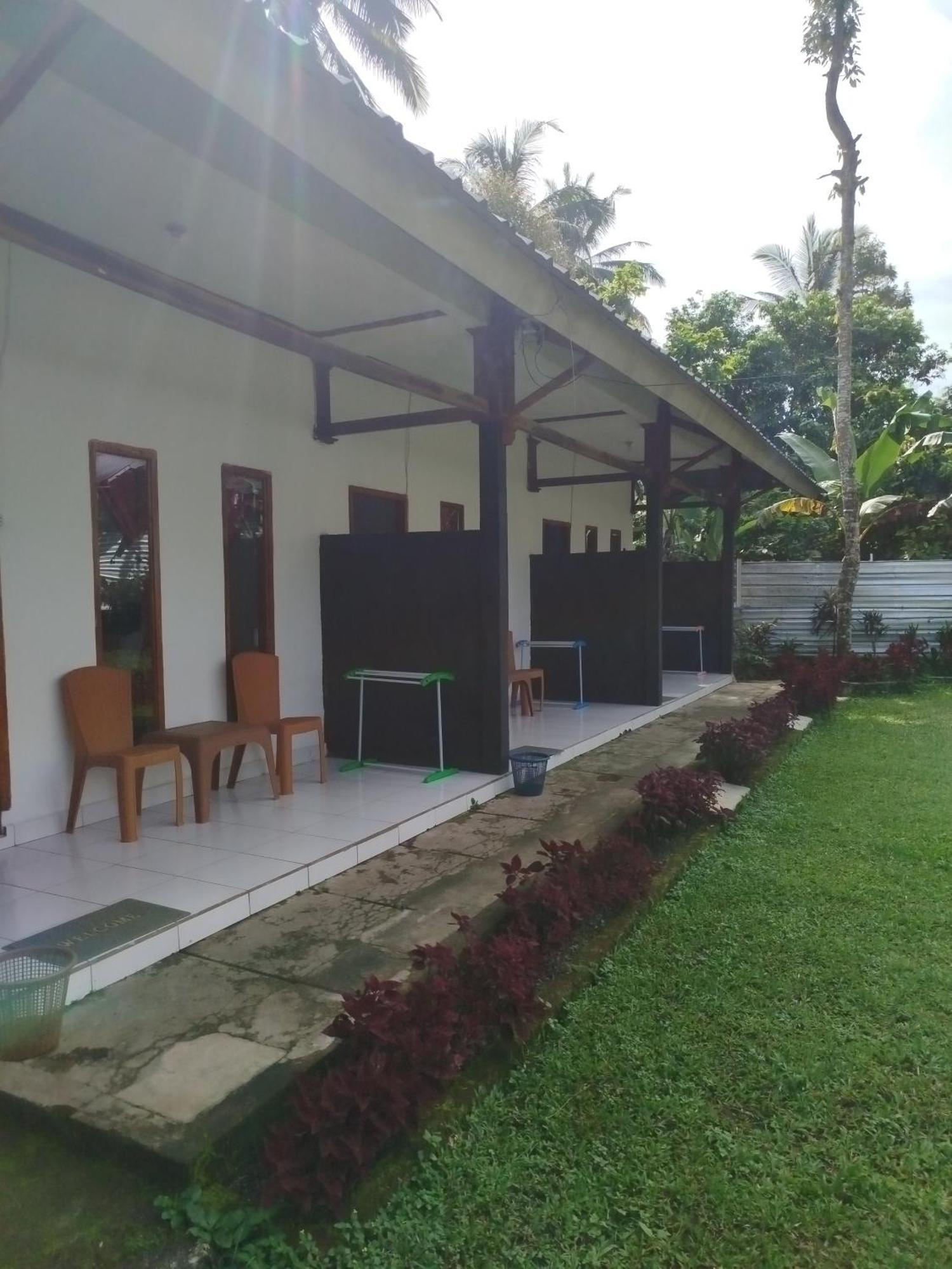 Tatasya Homestay Senaru Exterior foto